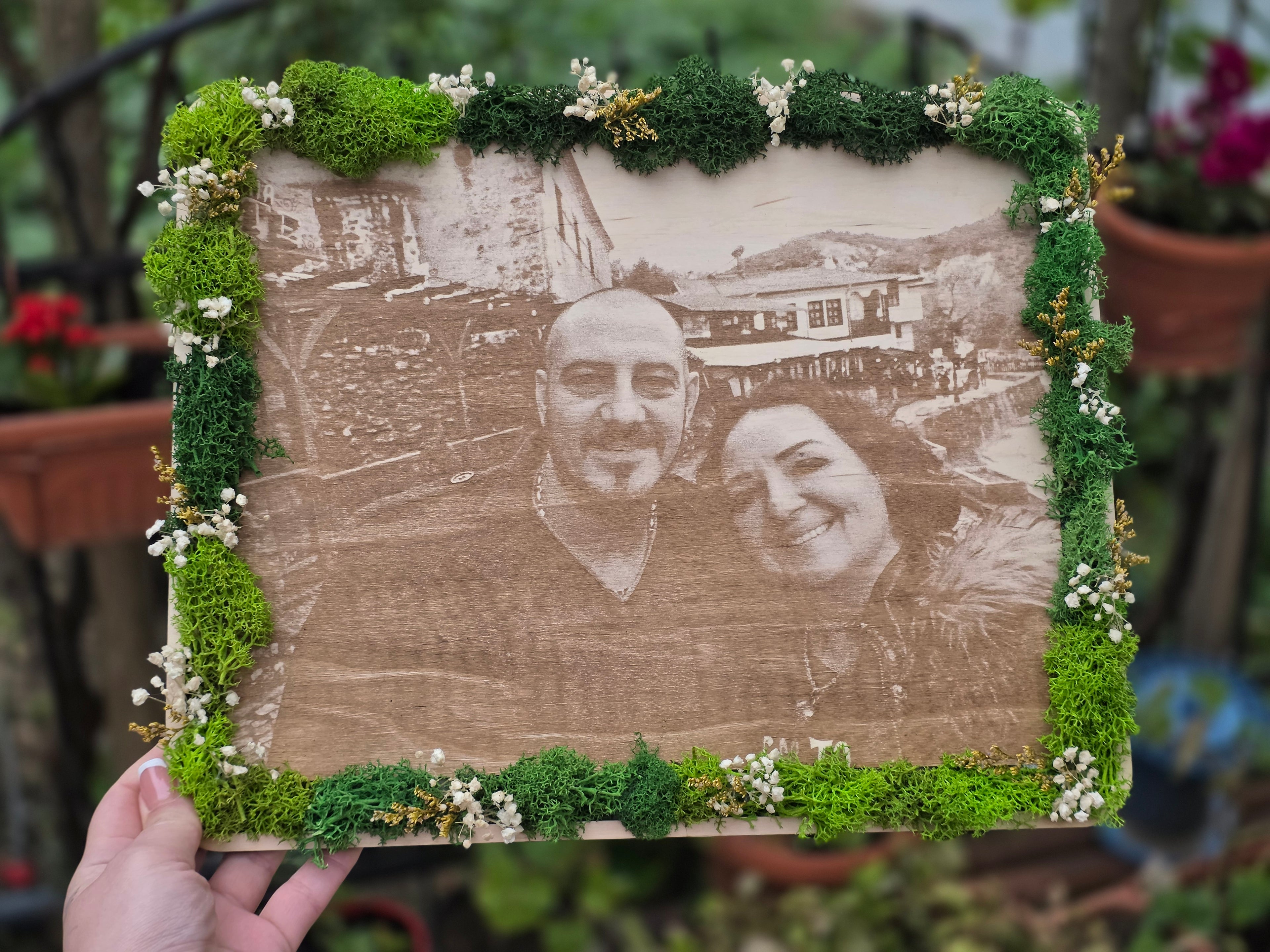 Laser engraved picture with moss
